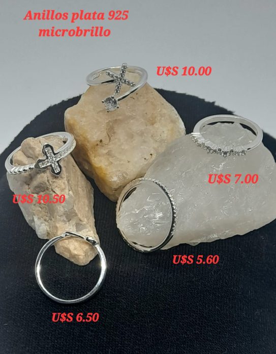 Anillos Plata 925 con microbrillo. El costo esta en función del modelo elegido. Valor según cotización dolar blue.