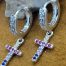 Aros Argolla Con Cruz Color Microbrillo Plata 925. Largo 2,5cm. Ancho 1,2cm. Valor según Cotizacion dolar blue.