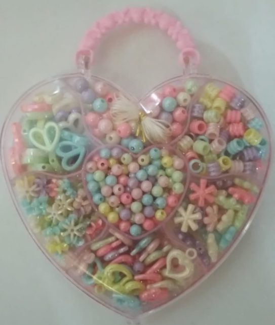 1259 SET DE CORAZON PARA HACER PULSERAS CON 7 COMPARTIMENTOS